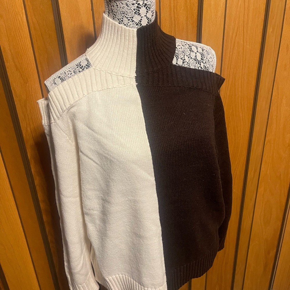 HYFVE Off-the-Shoulder Black and White Sweater